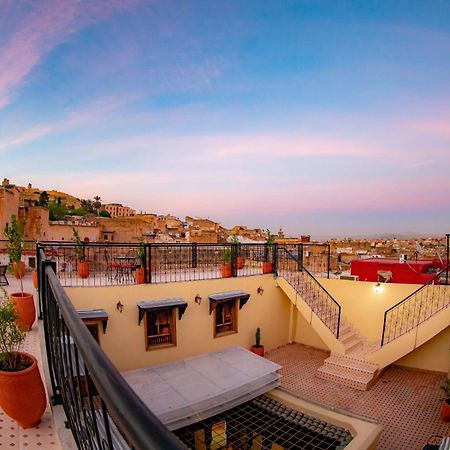 Riad Sekaya Fez Buitenkant foto
