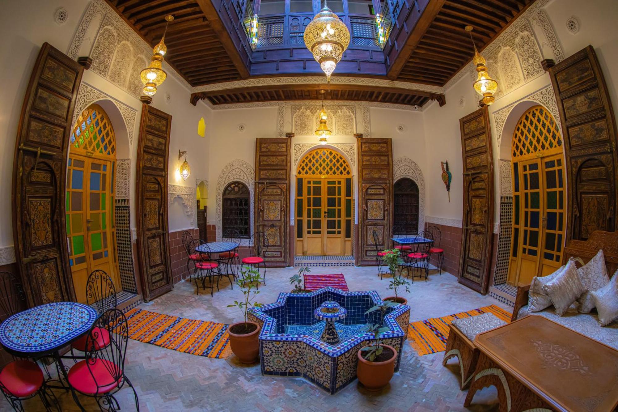 Riad Sekaya Fez Buitenkant foto
