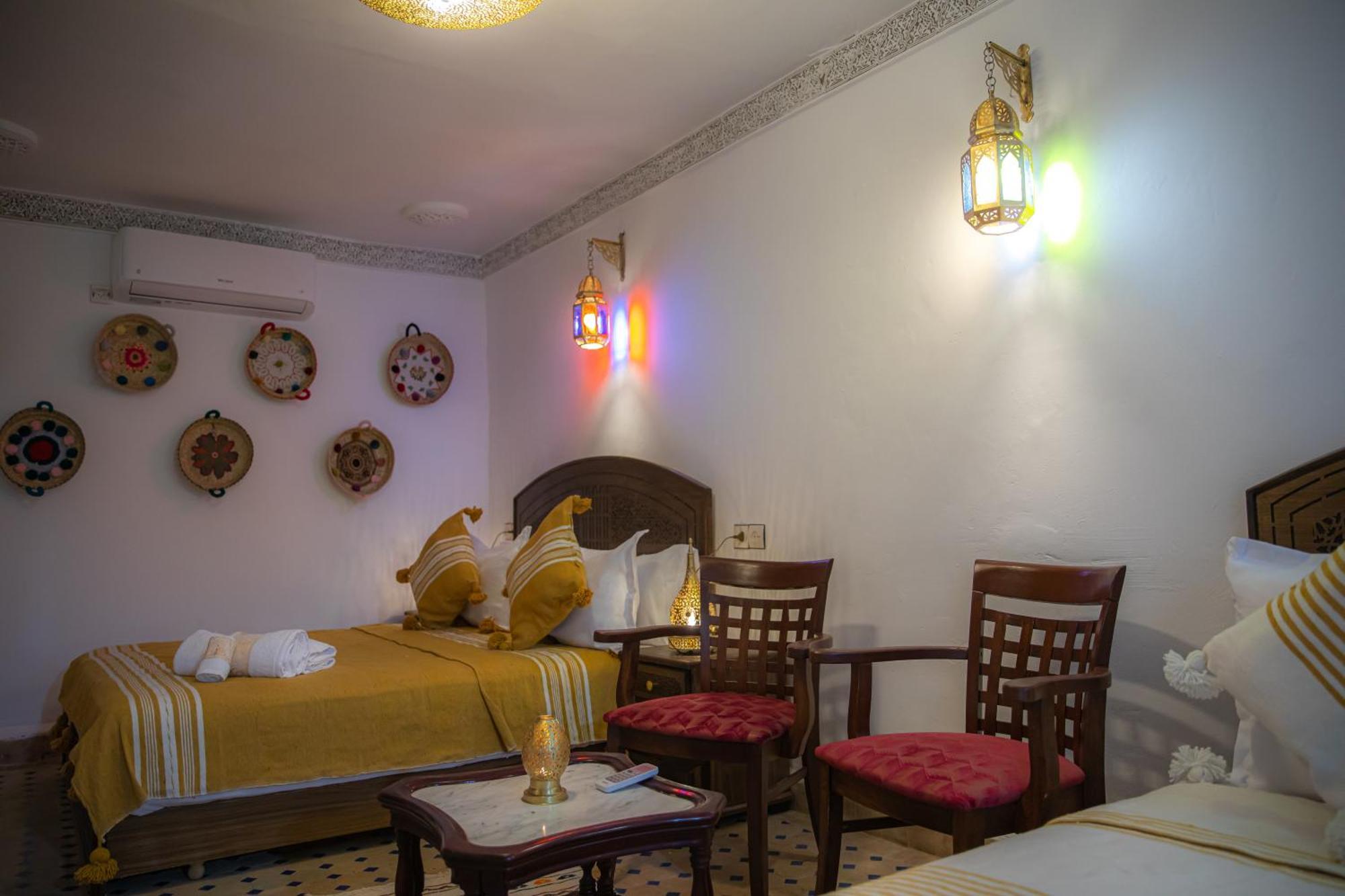 Riad Sekaya Fez Buitenkant foto