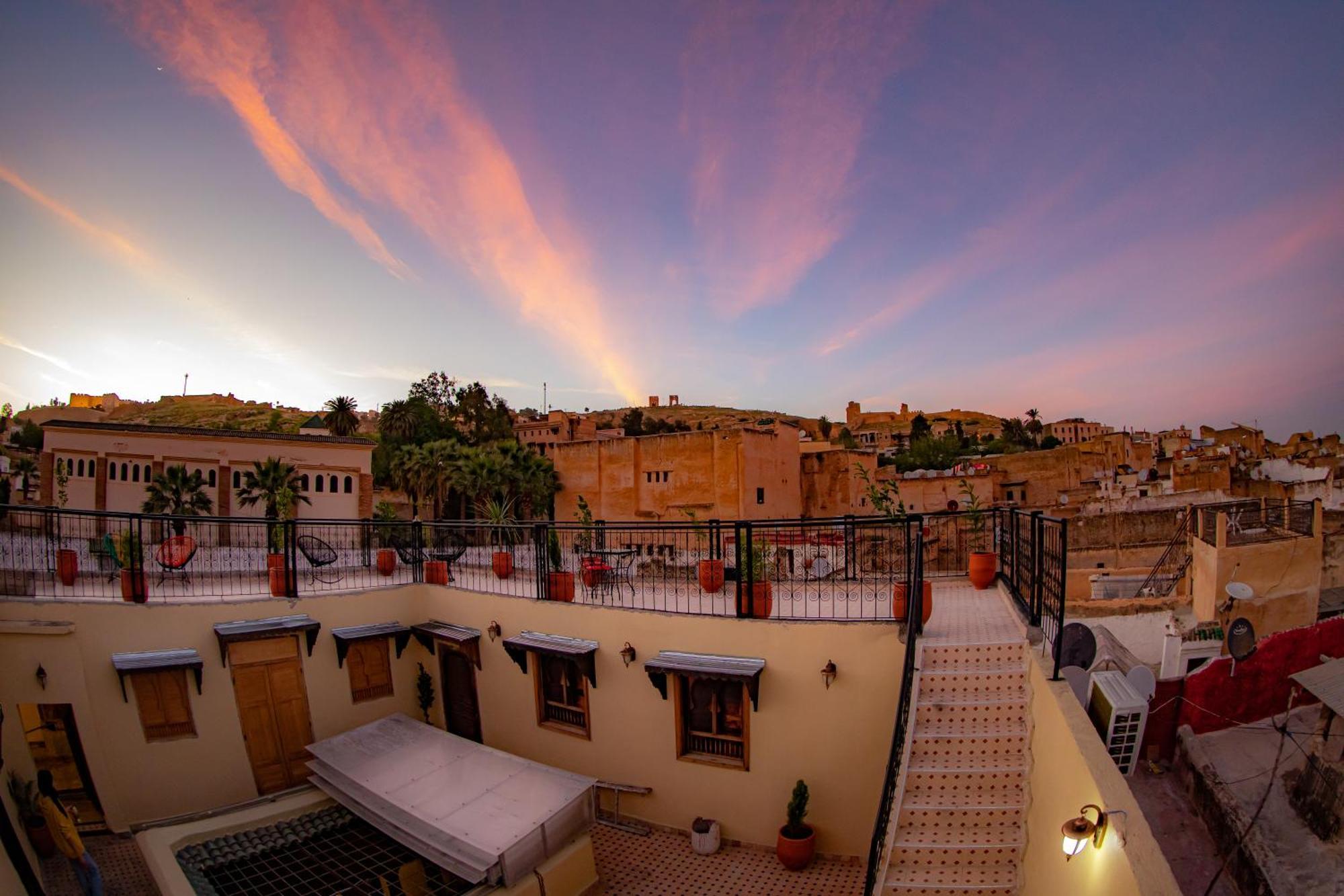 Riad Sekaya Fez Buitenkant foto