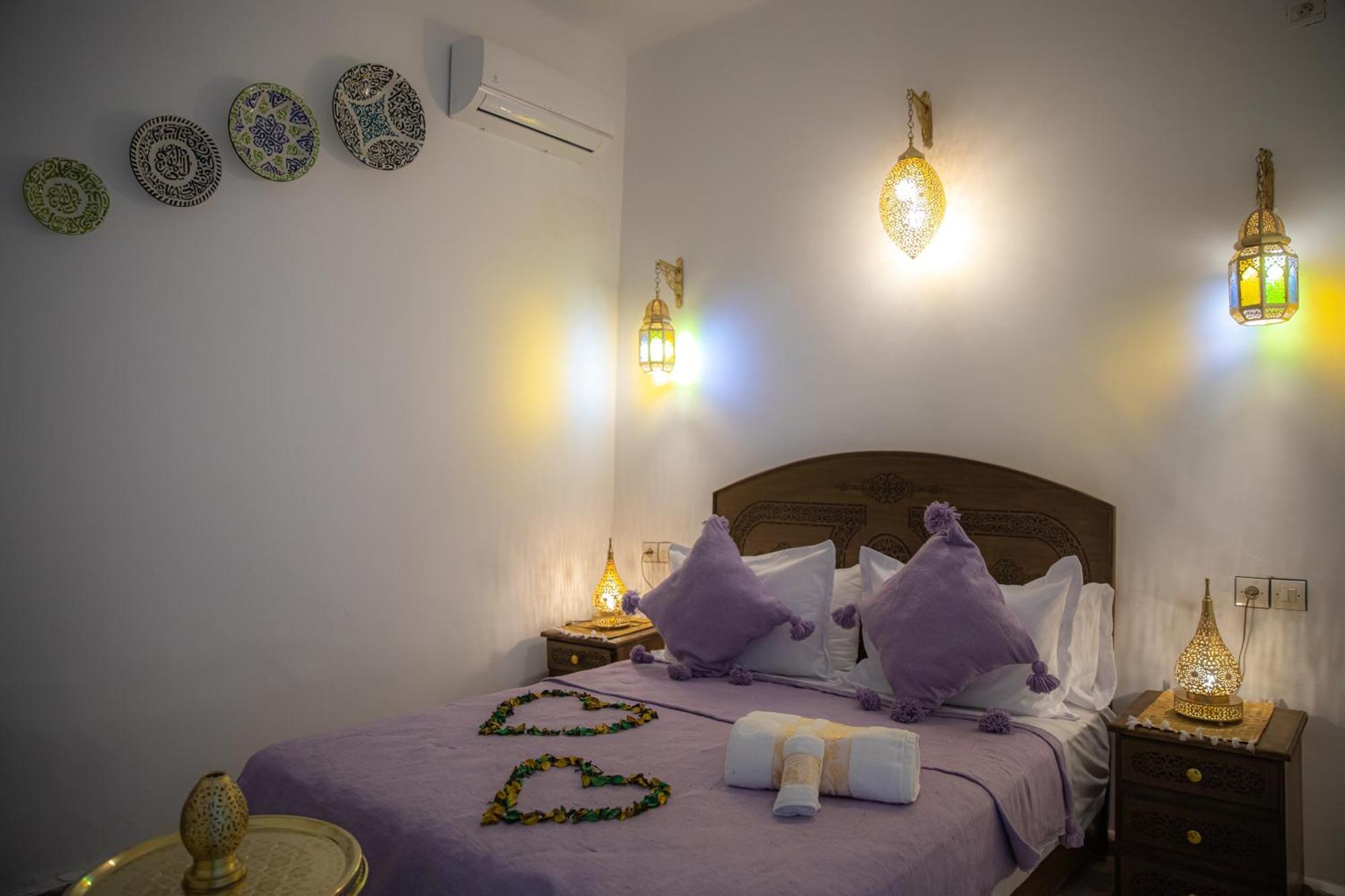Riad Sekaya Fez Buitenkant foto