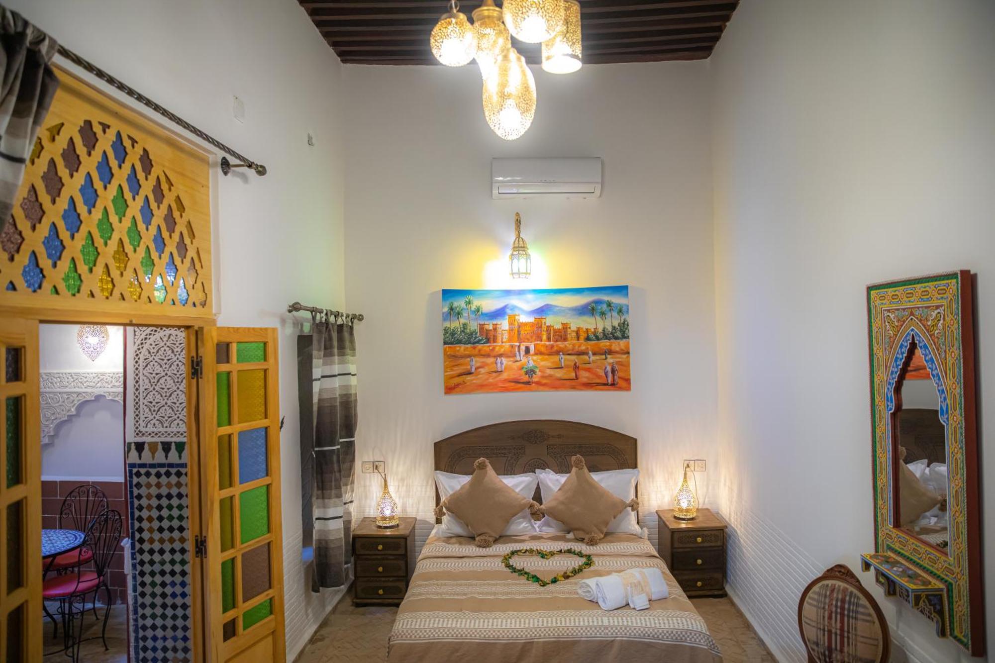 Riad Sekaya Fez Buitenkant foto